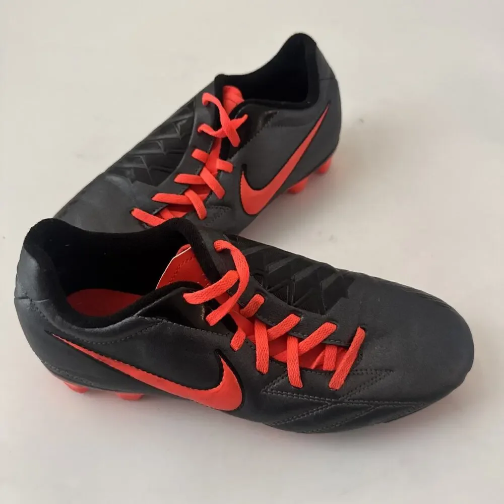 Nike T90 Total 90 Soccer Cleats 2012 Unisex Size 7